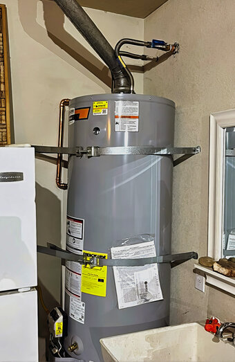 https://mosmanparkhotwater.com.au/uploads/2025/06/electric-hot-water-system-58767.jpg