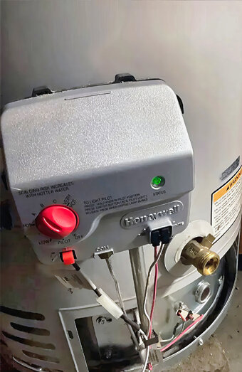 https://mosmanparkhotwater.com.au/uploads/2025/06/hot-water-39728.jpg
