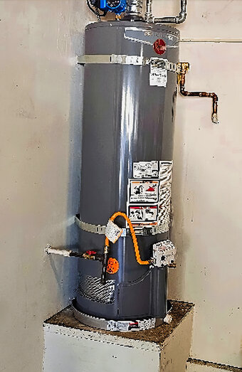 https://mosmanparkhotwater.com.au/uploads/2025/06/hot-water-95452.jpg